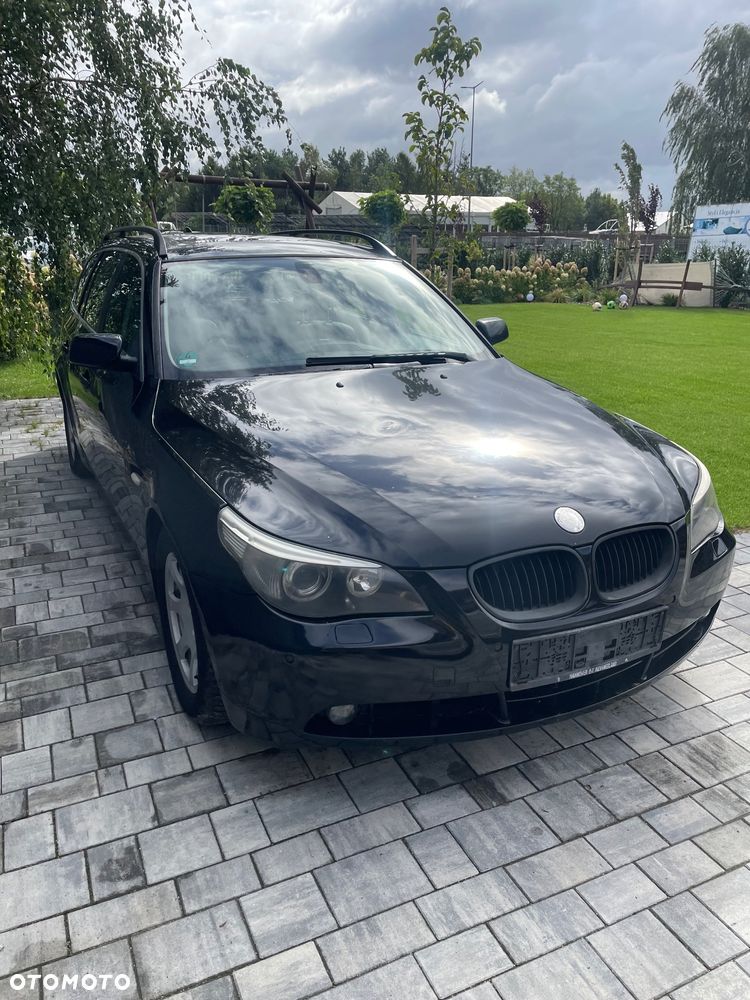 BMW Seria 5 525d - 29