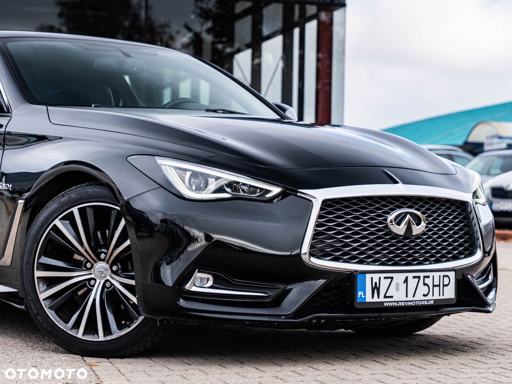 Infiniti Q60 2017 photo 5