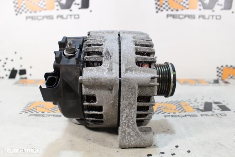 Alternador Bmw 1 (F20)  7823343 / Fg18s045 / 2607244E - 2