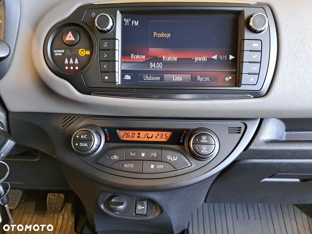 Toyota Yaris 1.33 Selection Platinum - 22