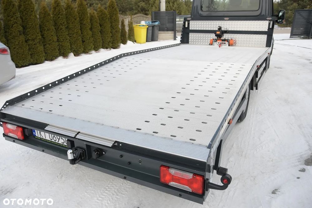 Iveco DAILY 35-180 * 3.0 Diesel 180KM * AUTOLAWETA * HiMATIC * NAVI * KAMERA COFANIA * IDEALNY STAN! - 21