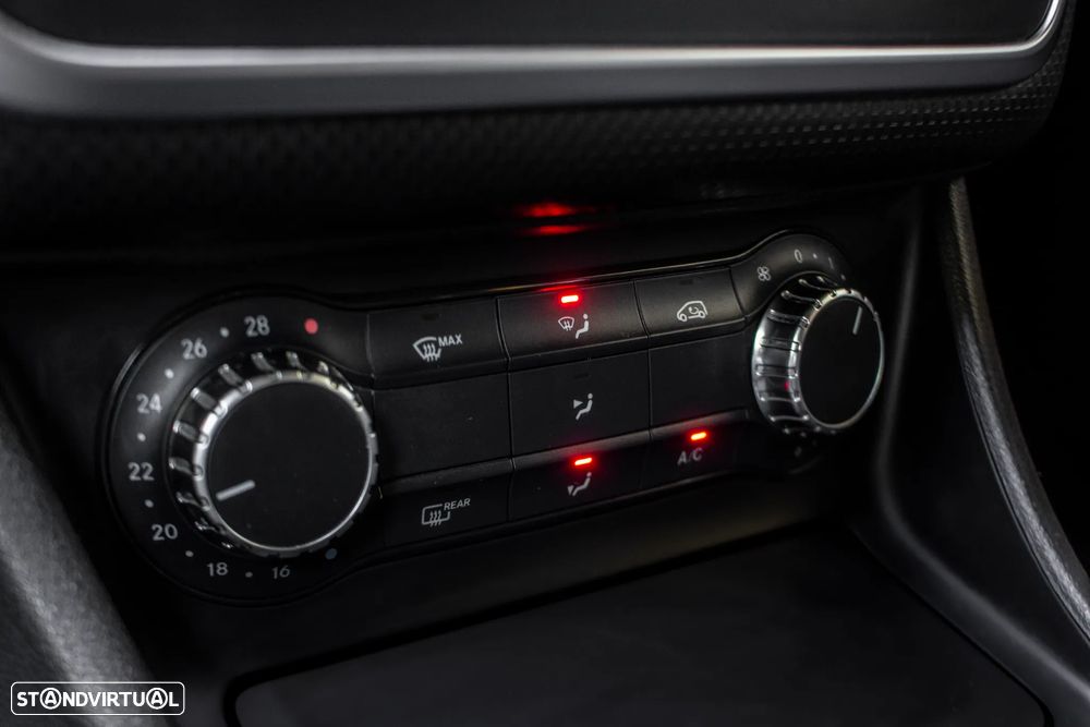 Mercedes-Benz A 180 d 7G-DCT Style — fotografia 19