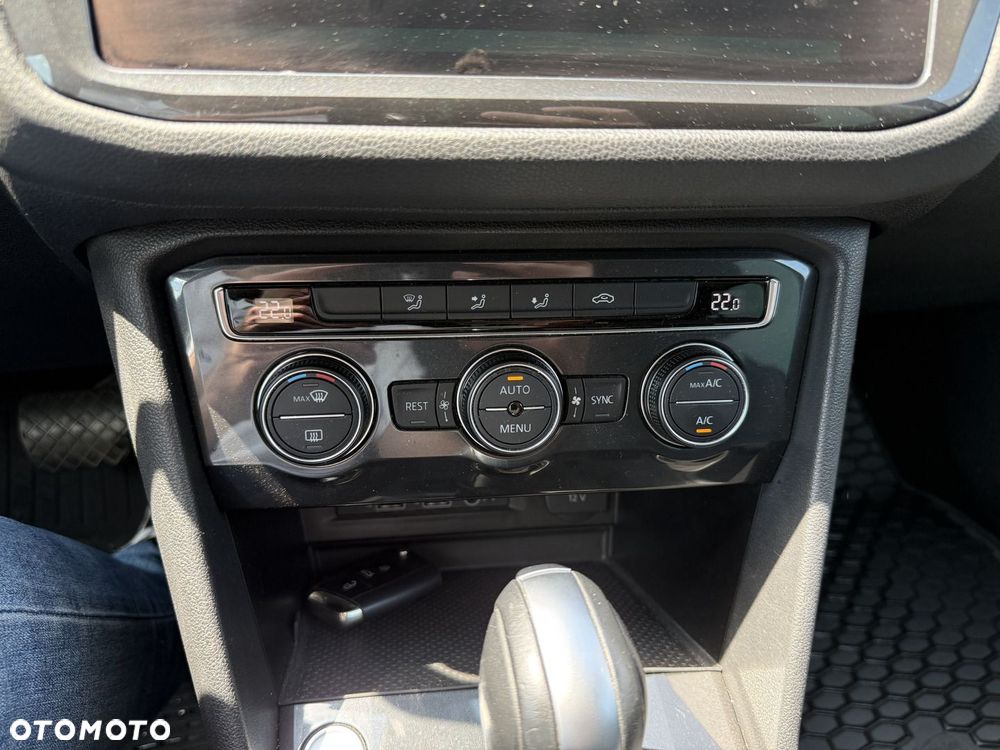 Volkswagen Tiguan - 21