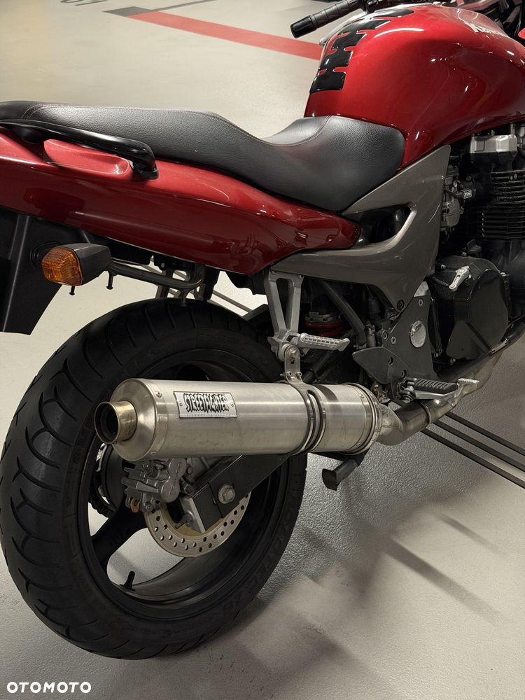 Kawasaki ZR - 12