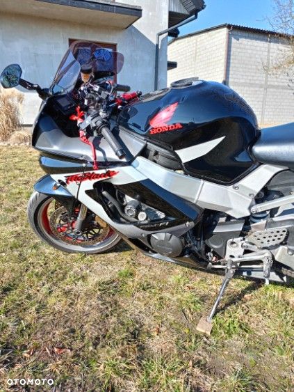 Honda CBR - 19