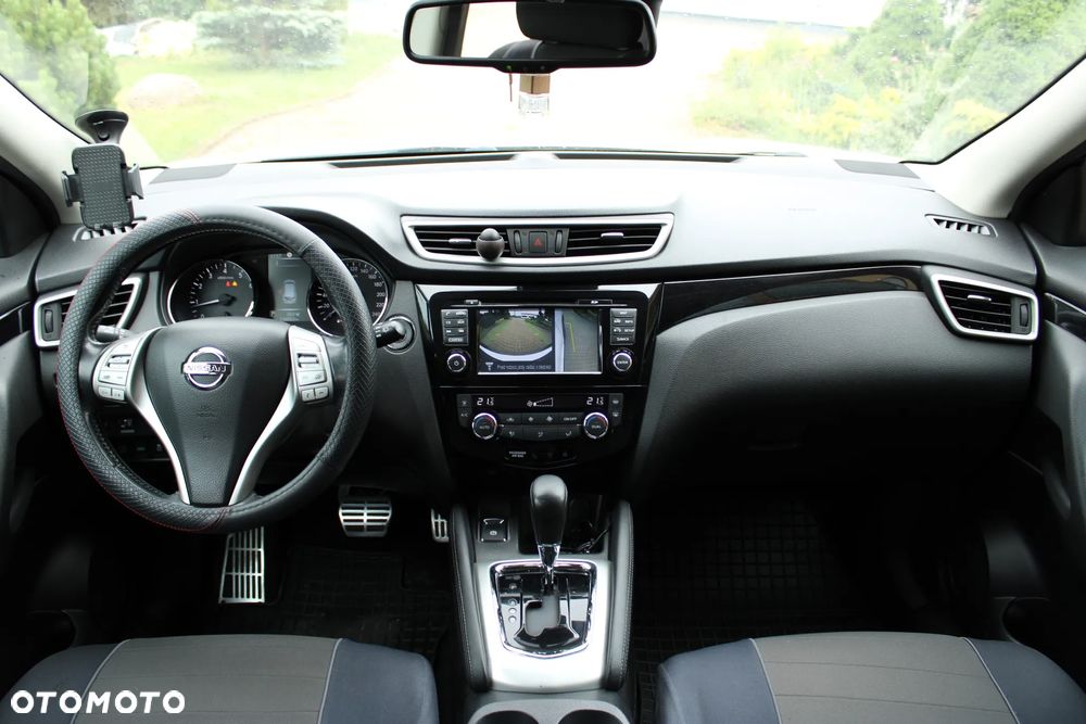 Nissan Qashqai 1.2 DIG-T N-Connecta Xtronic - 18
