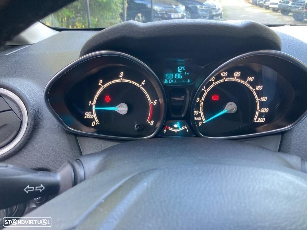 Ford Fiesta 1.5 TDCi Titanium - 10