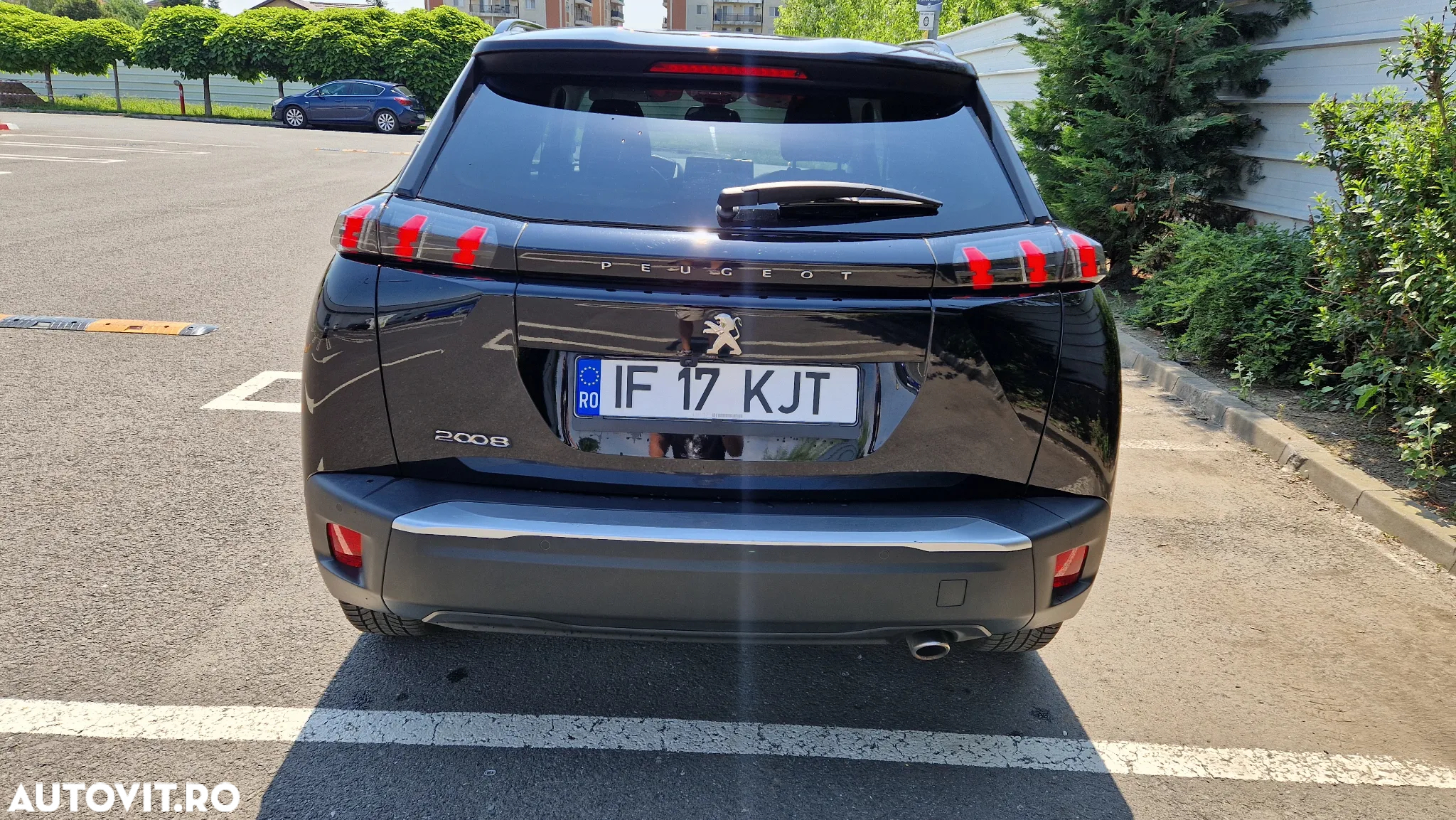 Peugeot 2008 1.5 BlueHDI EAT8 STT Allure Pack - 6