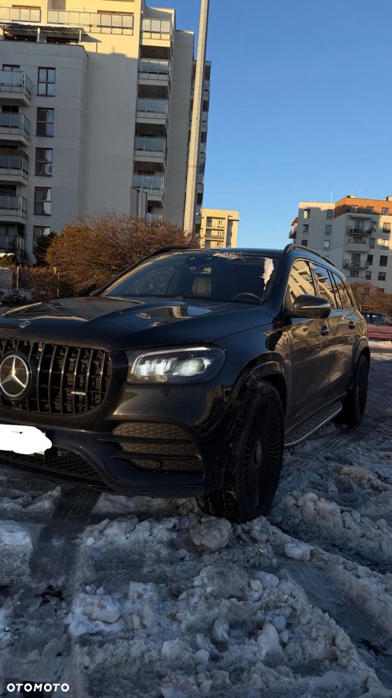 Mercedes-Benz GLS - 1