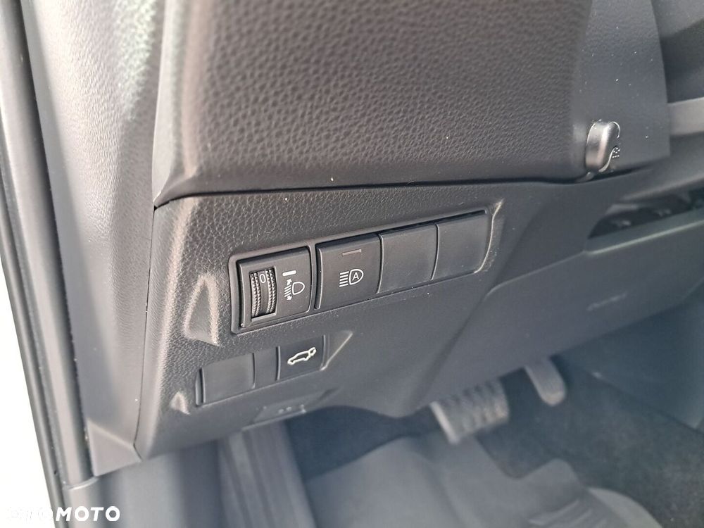 Toyota Corolla Cross 2.0 Hybrid Style - 23