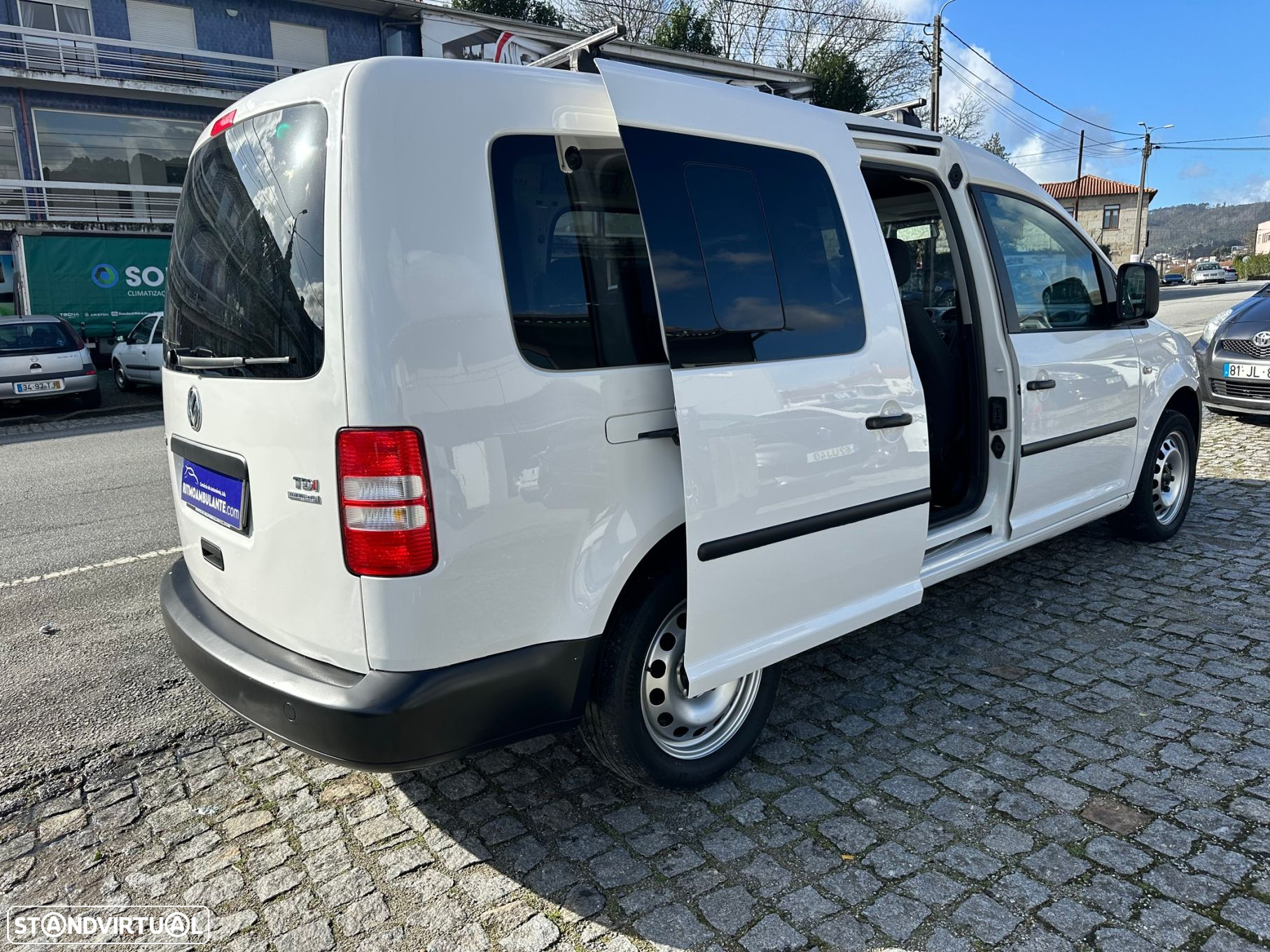 VW Caddy Maxi 1.6 TDi Extra AC BlueMotion - 13