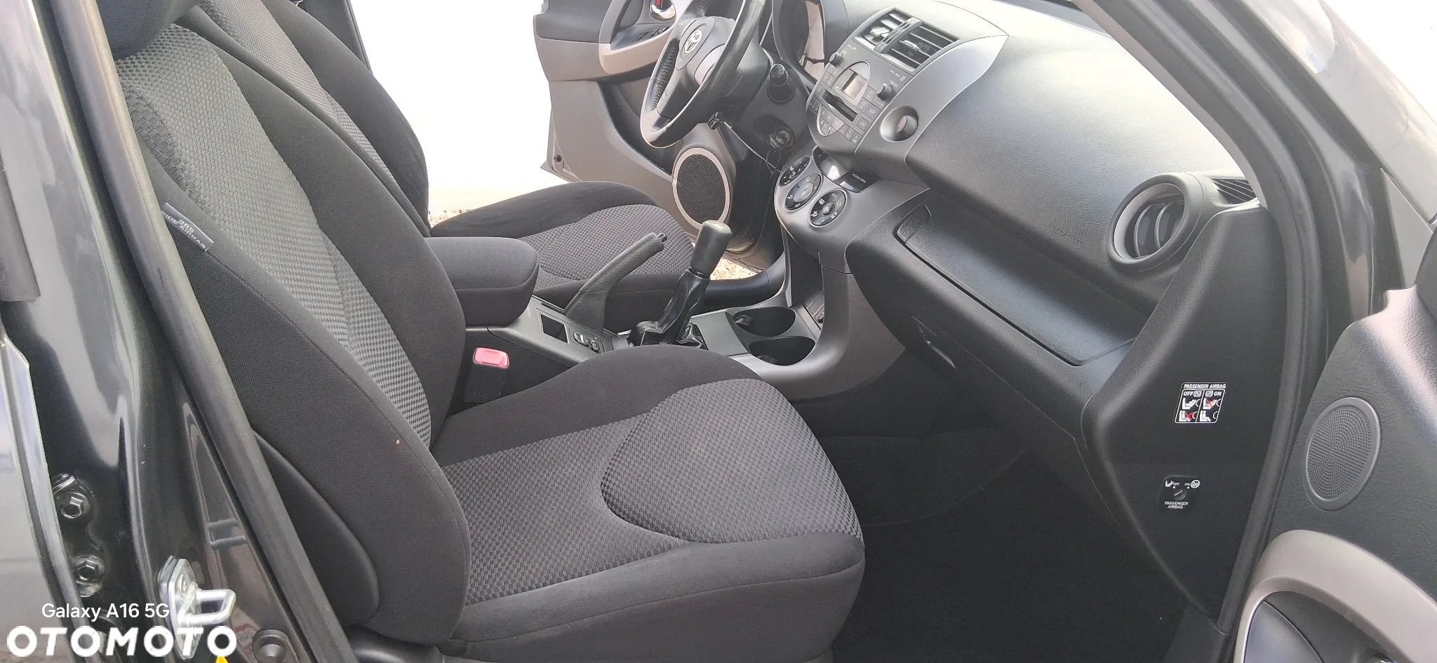 Toyota RAV4 2.0 4x4 Sol - 10