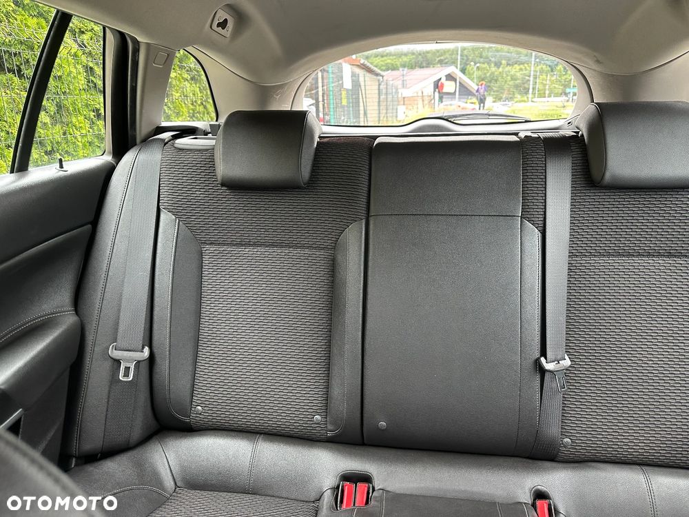Opel Insignia 1.6 ECOTEC DI Turbo Country Tourer ecoFLE - 25
