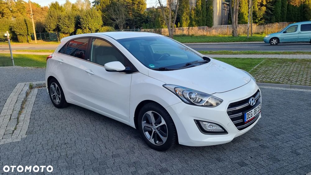 Hyundai i30 1.4 Passion - 4