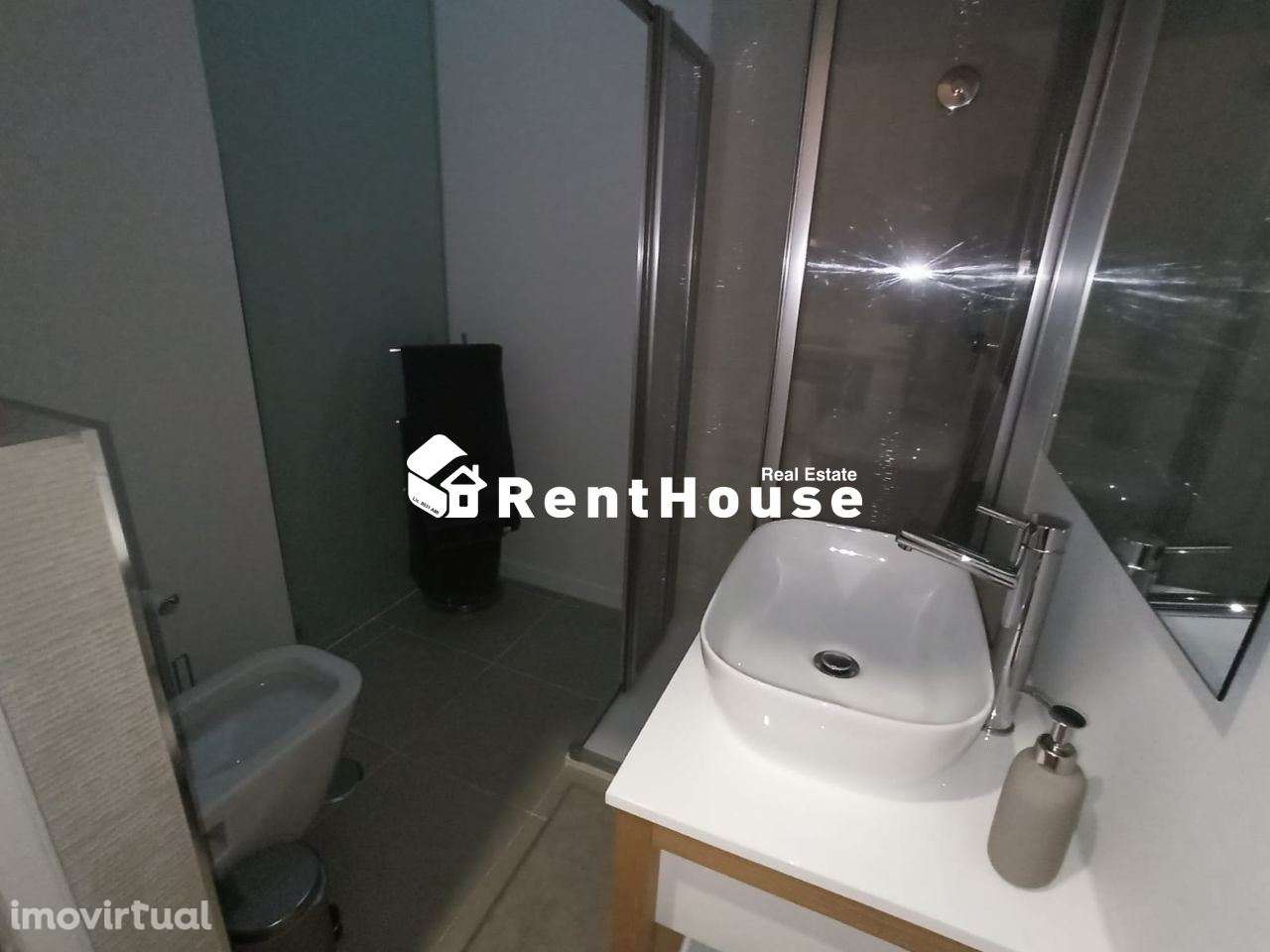 T1K Mobilado Central - ARRENDAMENTO DE 1 MAIO A 30 JUNHO - Grande imagem: 4/5