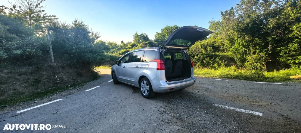 Peugeot 5008 HDI FAP 150 Active - 9