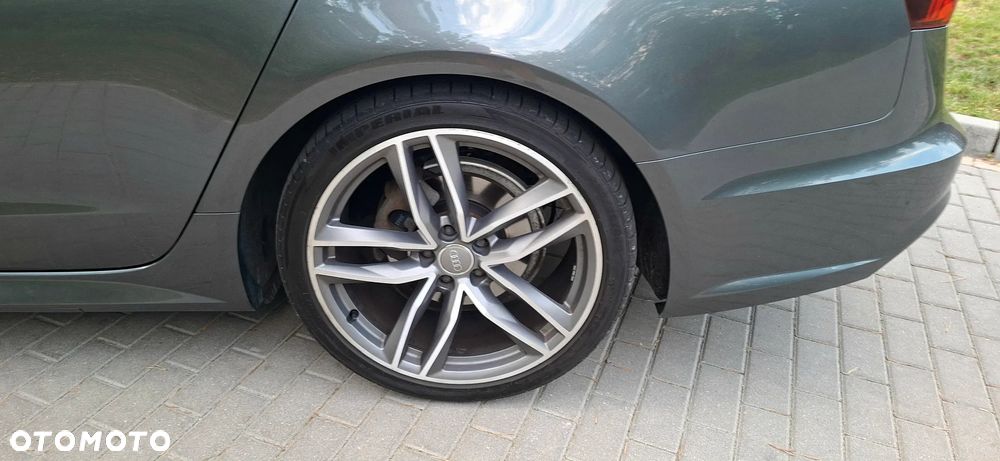 Audi A6 Avant 2.0 TDI ultra S tronic - 21