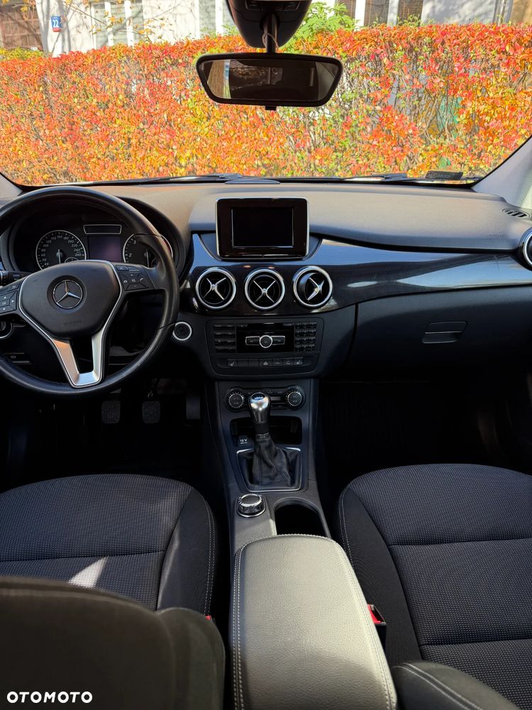 Mercedes-Benz B-Class 2013 photo 5