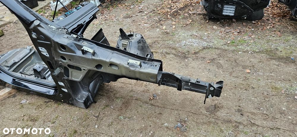 Dodge Durango III LIFT 2021-2025 Ćwiartka przód prawy Podłużnica przednia prawa fartuch Słupek A B próg KOLOR PXJ - 6