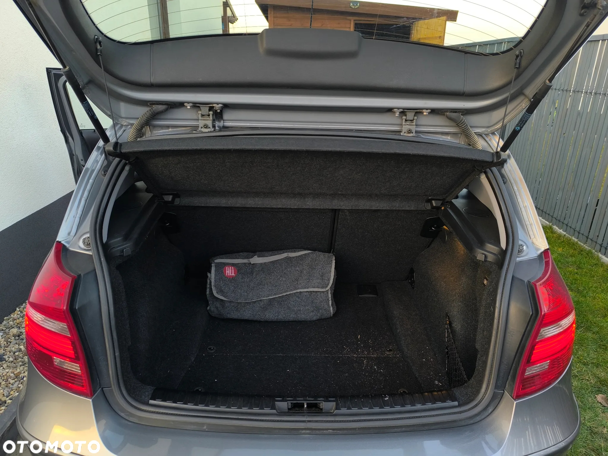 BMW Seria 1 118i - 24