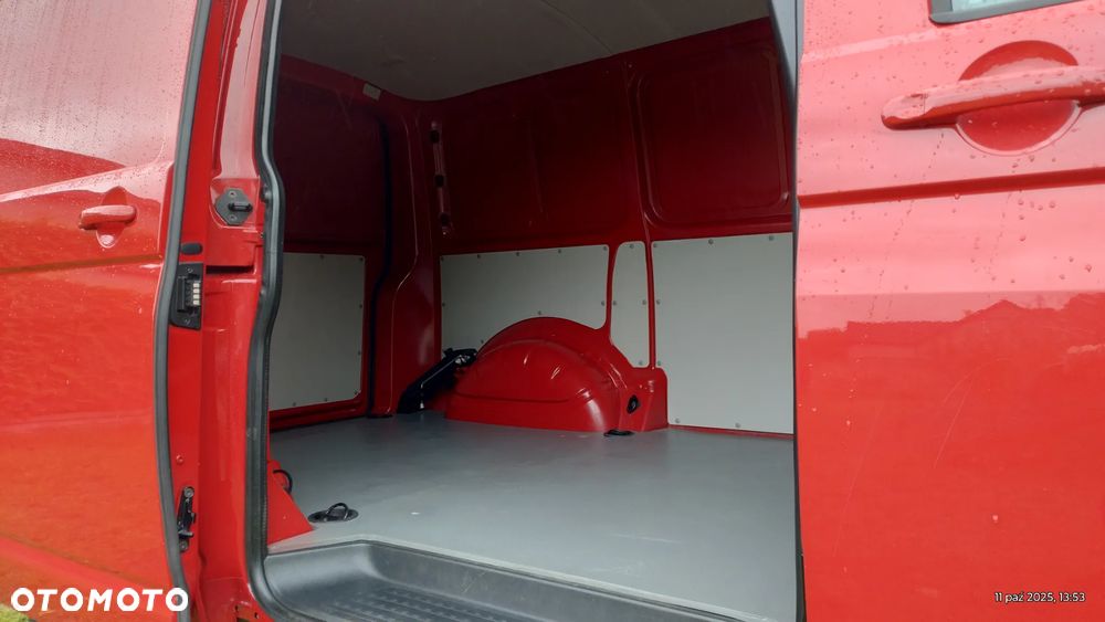 Volkswagen transporter - 12