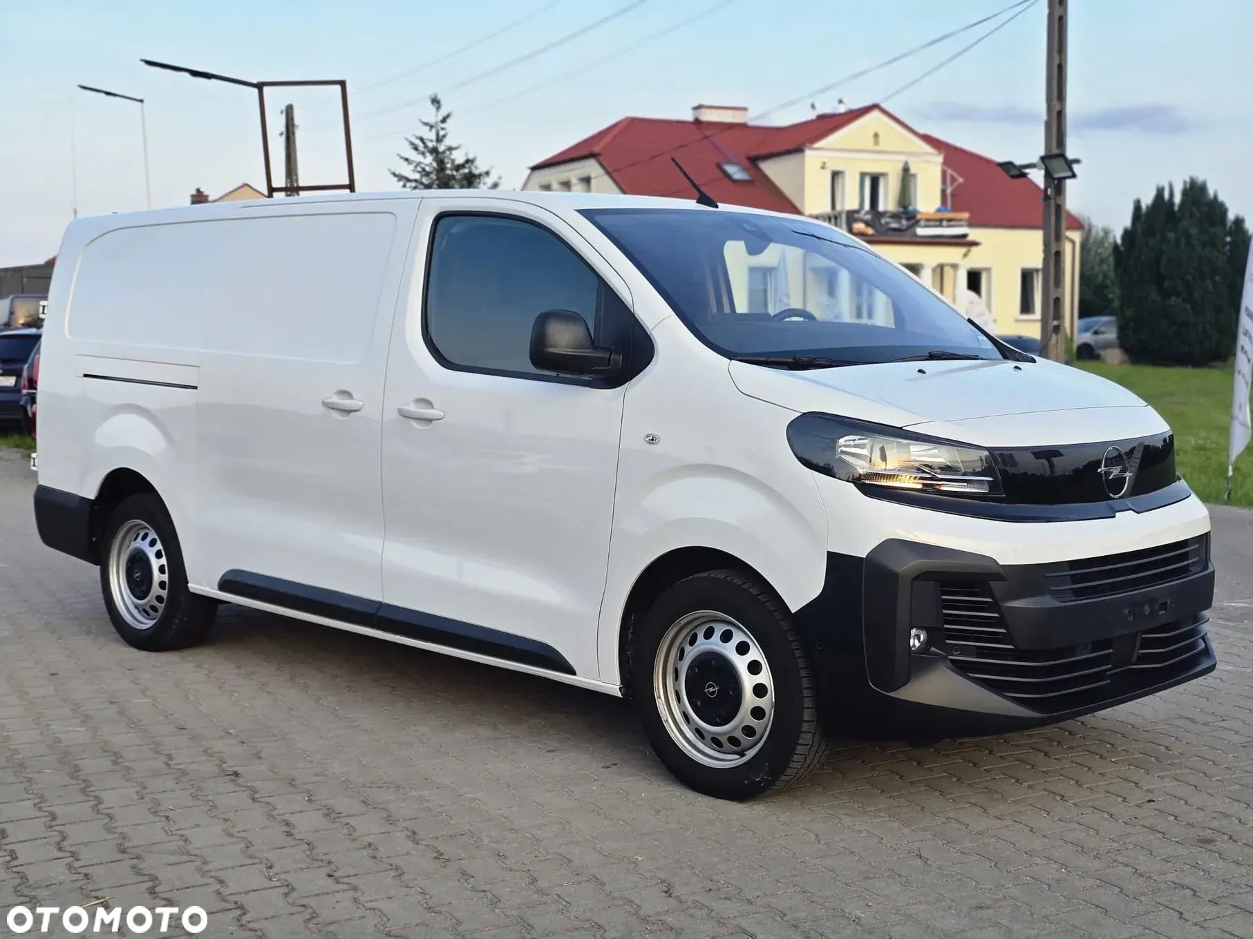 Opel Vivaro Kasten - 1
