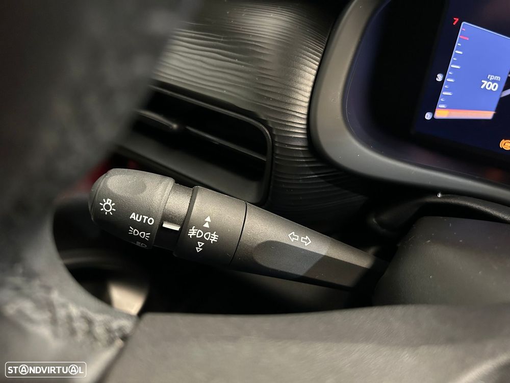 Jeep Avenger 1.2 GSE T3 Altitude - 38