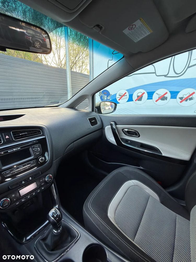 Kia Ceed 1.6 CRDi L - 12