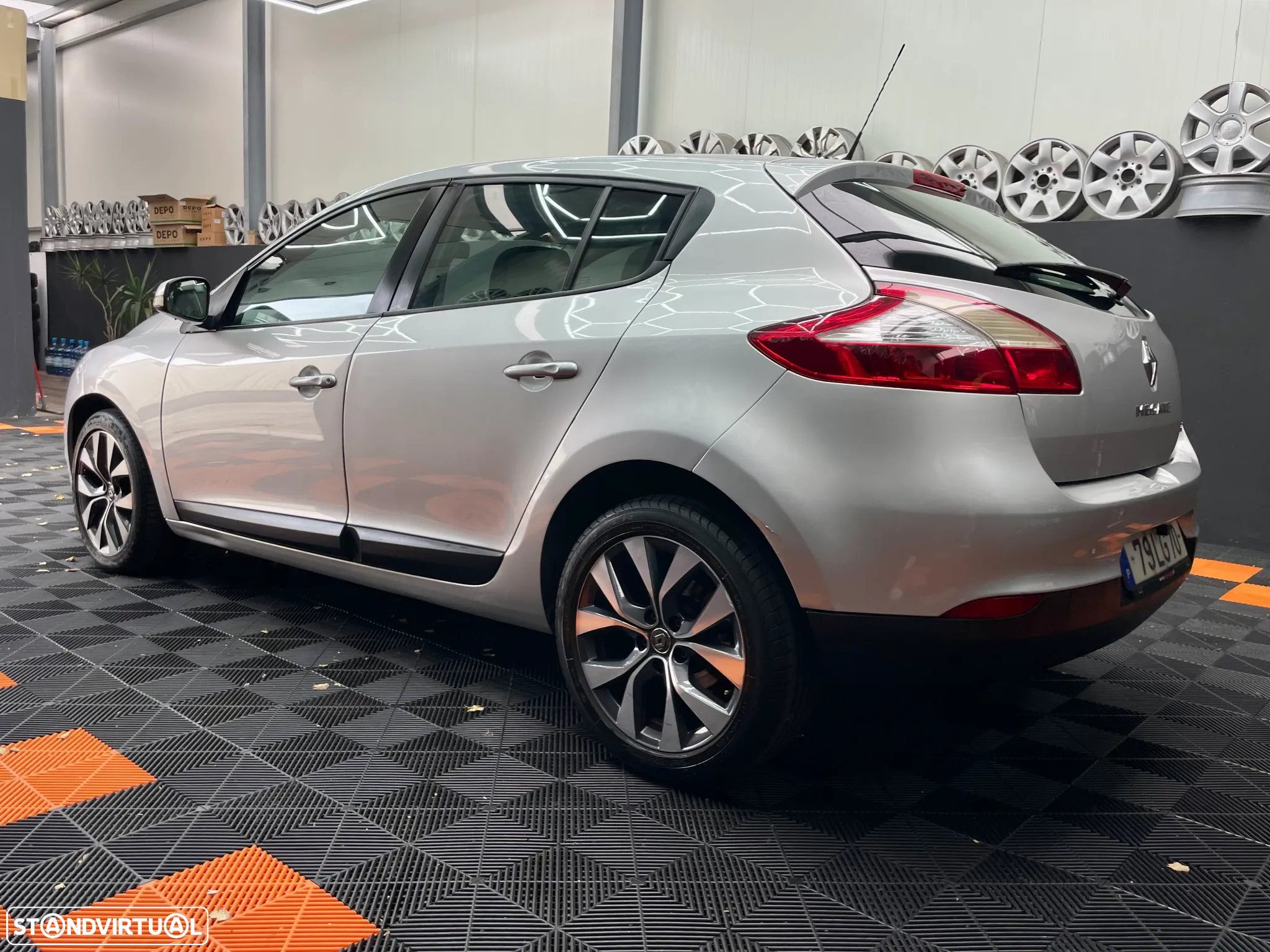 Renault Mégane 1.5 dCi Dynamique - 4
