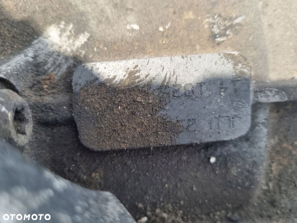 SKRZYNIA BIEGÓW VW Passat B6 Audi A3 8P 2.0 TDI manualna MANUAL JLU - 2