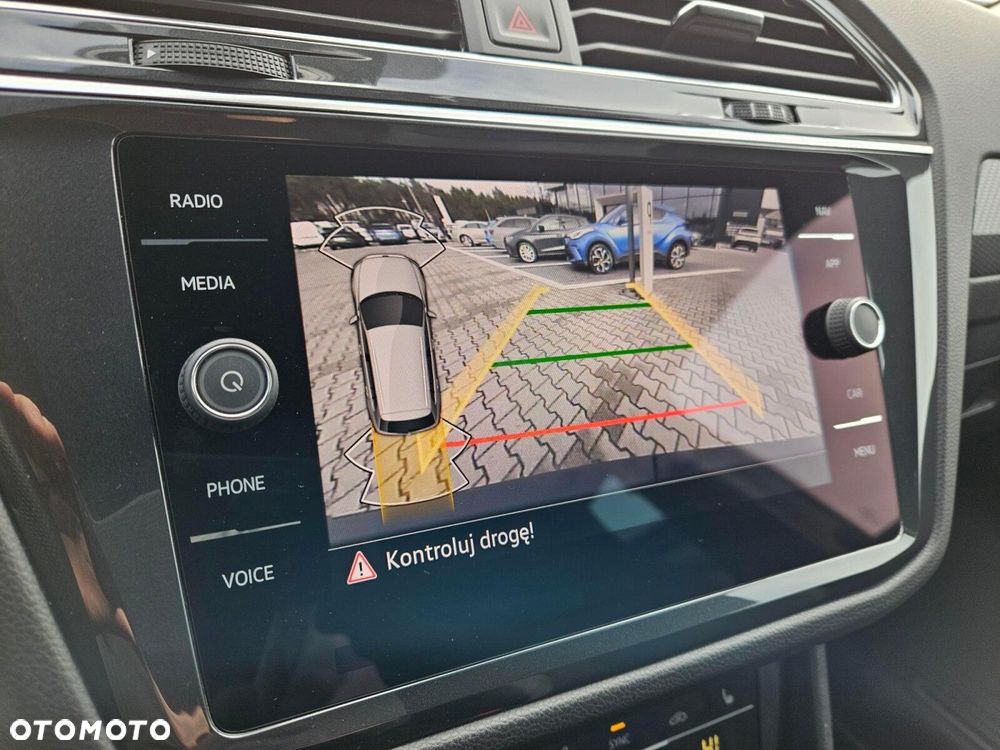 Volkswagen Tiguan - 22