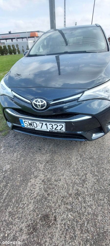Toyota Avensis 2.0 D-4D Premium - 1