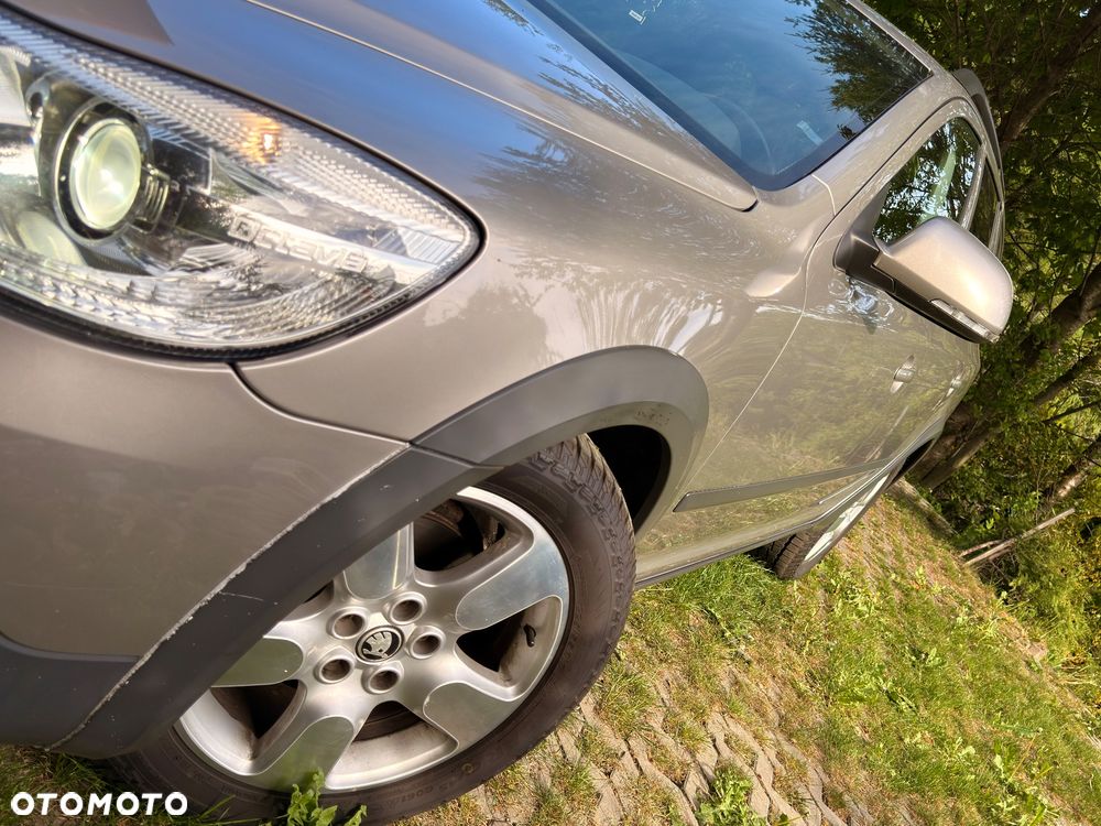 Skoda Octavia 2009 photo 5