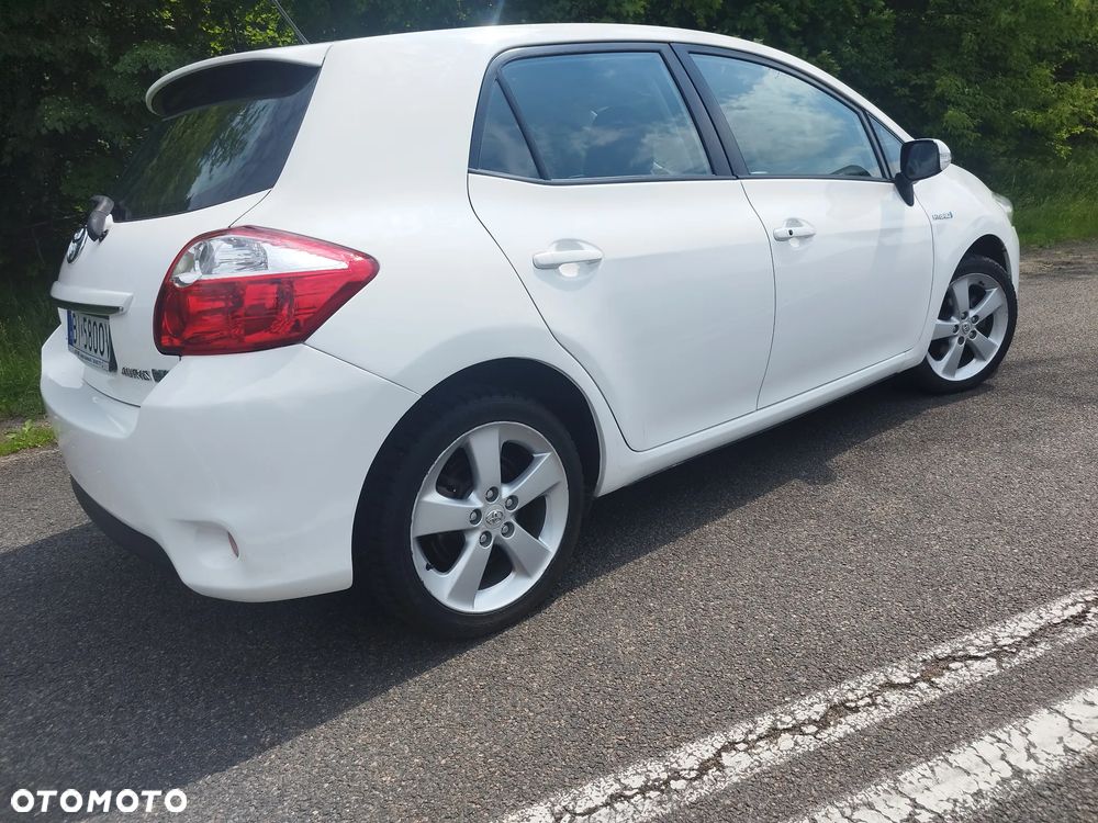 Toyota Auris - 14