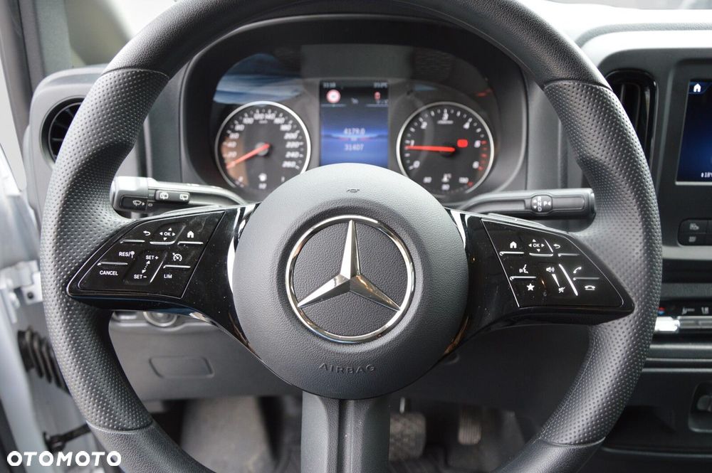 Mercedes-Benz Vito - 14