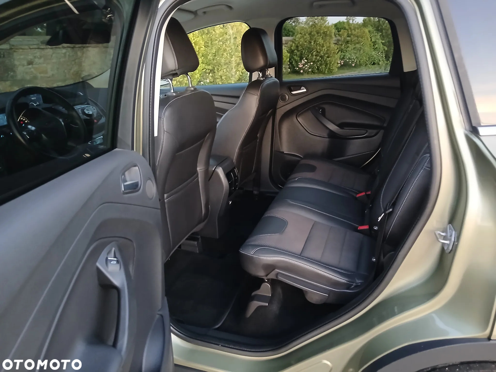 Ford Kuga 2.0 TDCi 4WD Titanium - 26