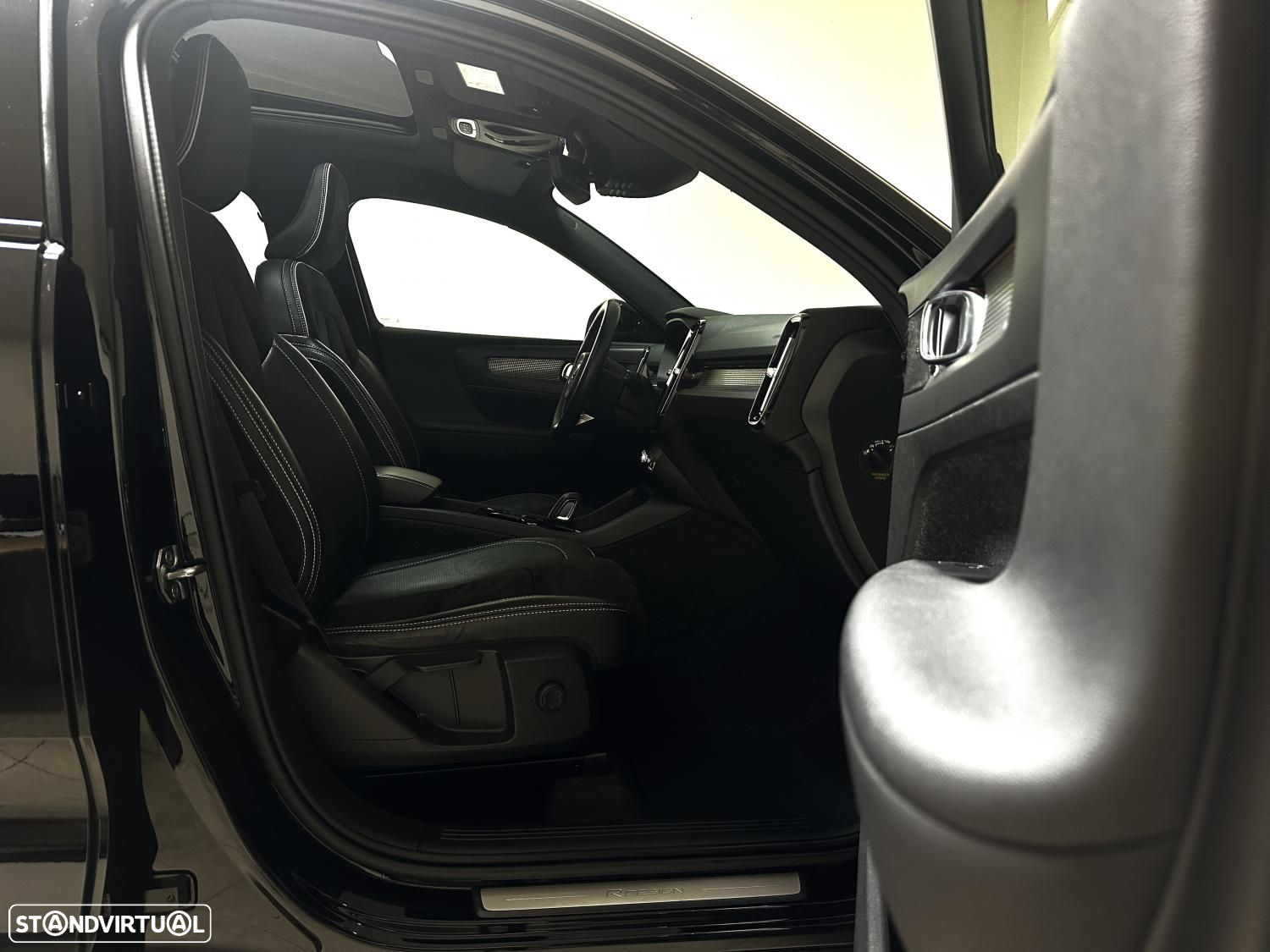 Volvo XC 40 1.5 T5 PHEV R-Design Expression - 25