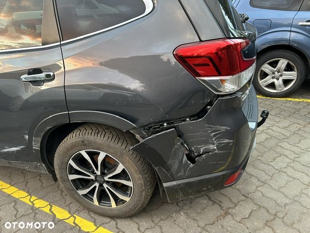 Subaru Forester 2.0 i Platinum (EyeSight) Lineartronic - 5