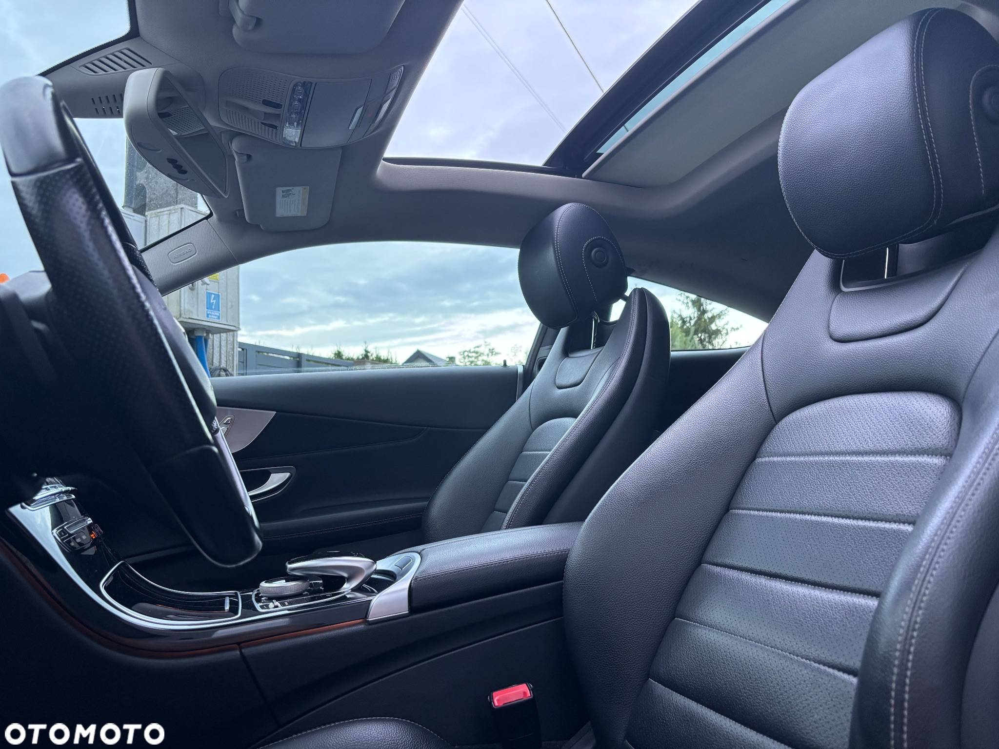 Mercedes-Benz Klasa C 300 Coupe 7G-TRONIC AMG Line - 21