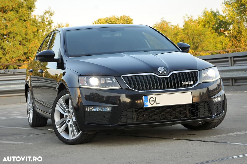 Skoda Octavia 2.0 TDI RS DSG - 4