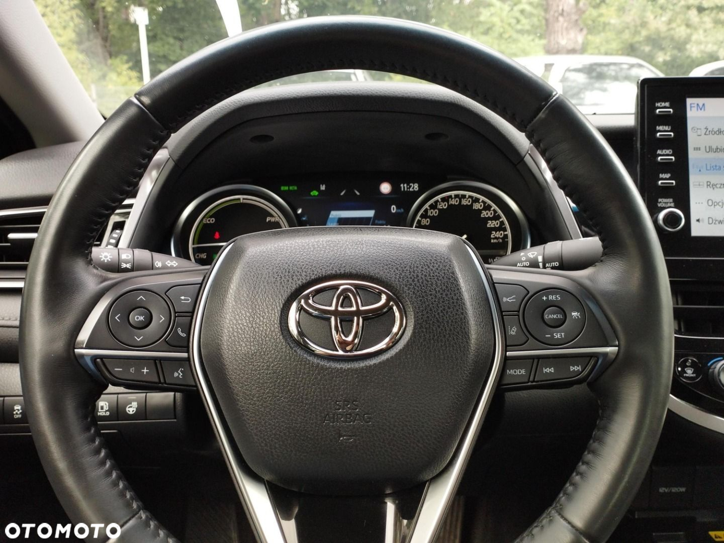 Toyota Camry - 16