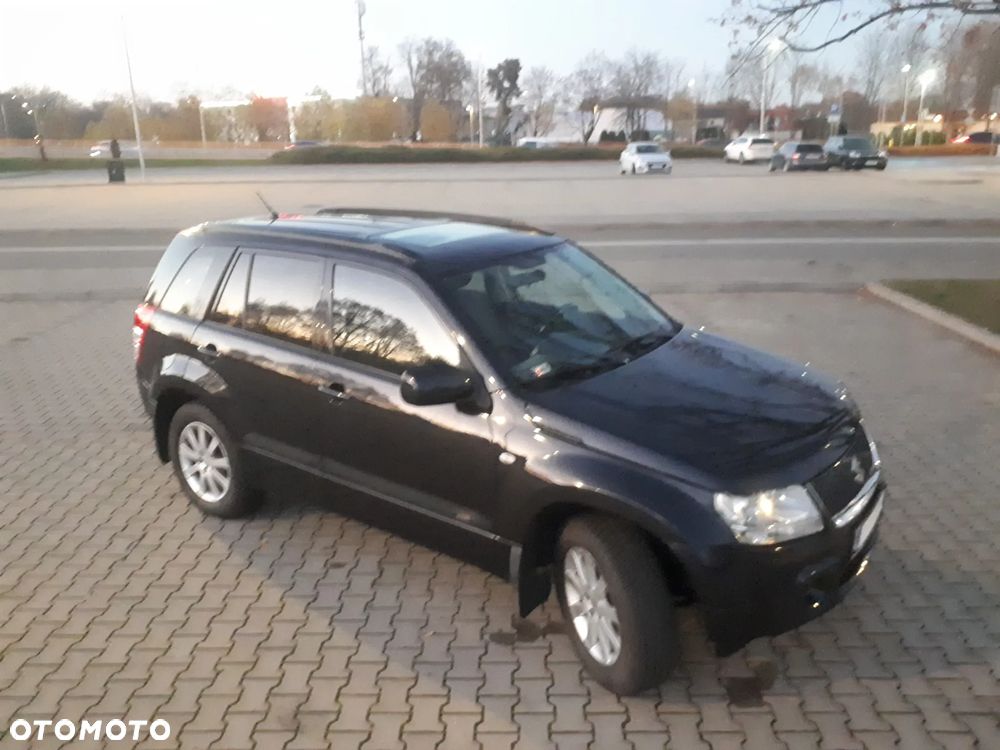 Suzuki Grand Vitara 2.0 De luxe - 6