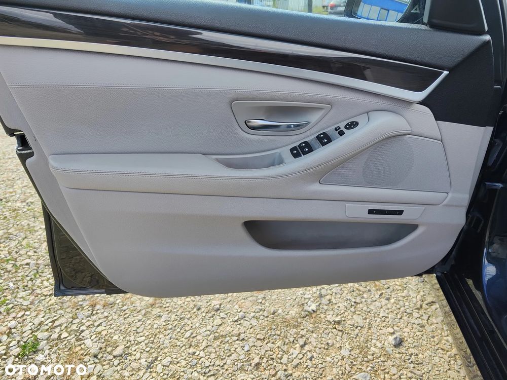 BMW Seria 5 535d xDrive - 19