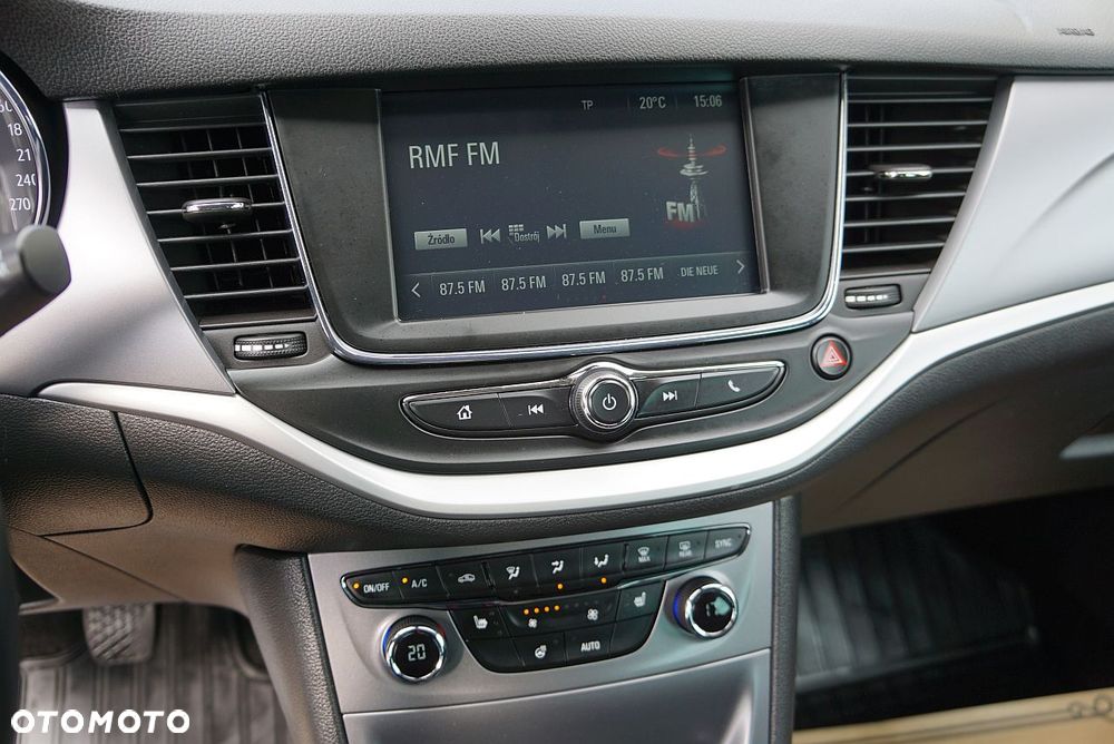 Opel Astra - 16
