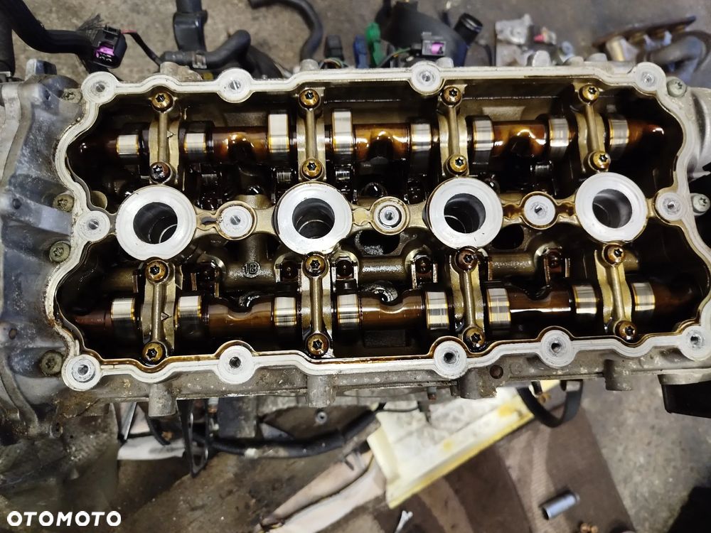 AUDI A4 B6 2.0 FSI AWA głowica silnika wariator - 2
