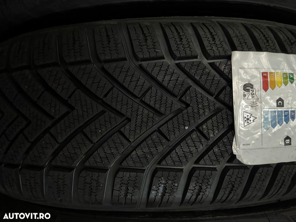 Vând 4 anvelope 205/60/16 vredestein de iarnă noi - 3