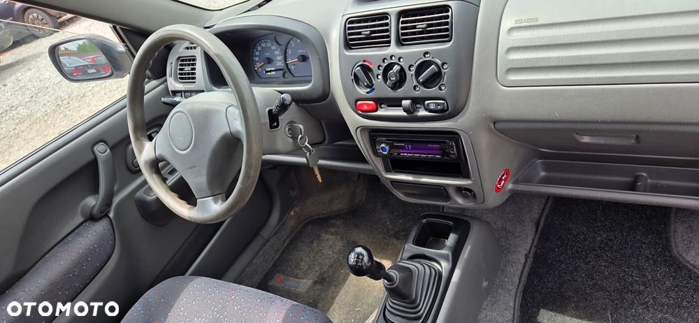 Suzuki Ignis 1.3 - 13