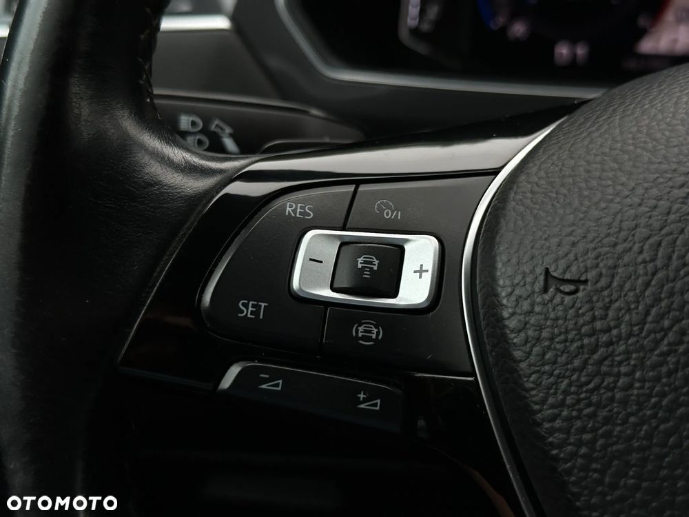 Volkswagen Tiguan Allspace - 21