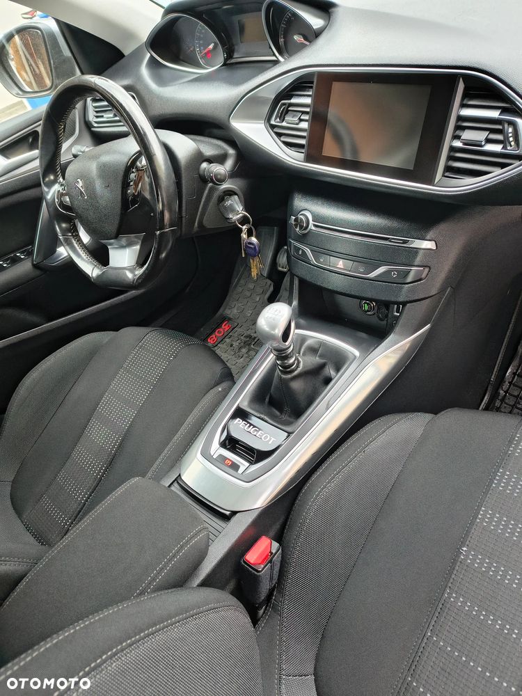 Peugeot 308 1.6 e-HDi Allure S&S - 14