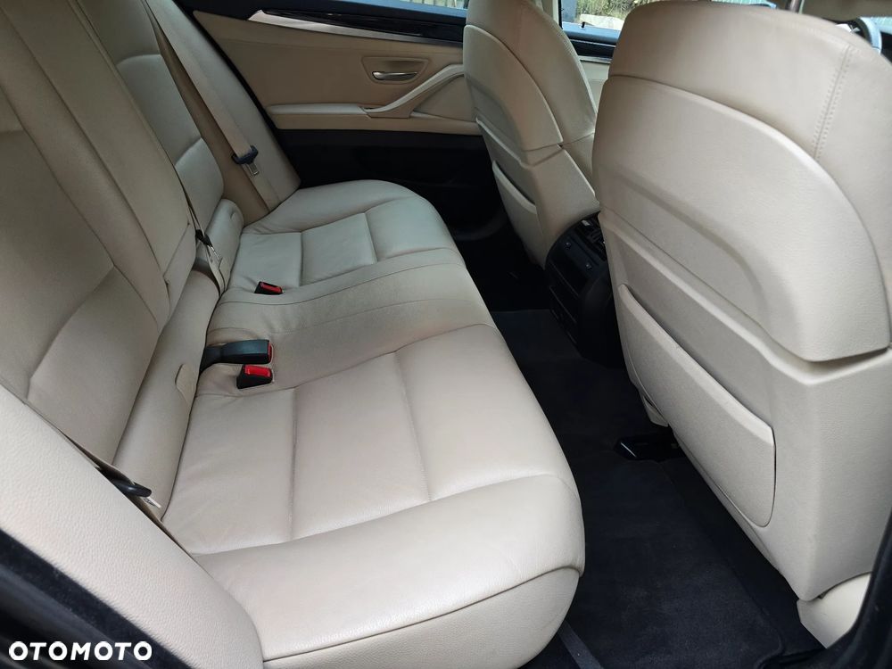 BMW Seria 5 - 16
